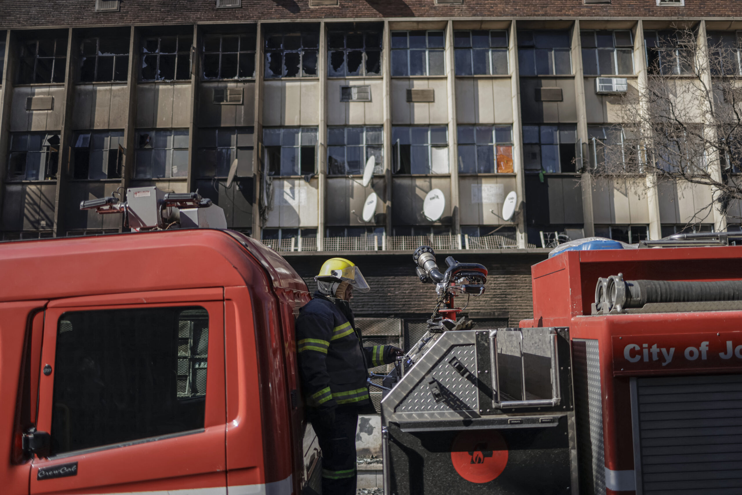 Incendio Arras Edificio De Cinco Pisos En Sud Frica Hay Al Menos