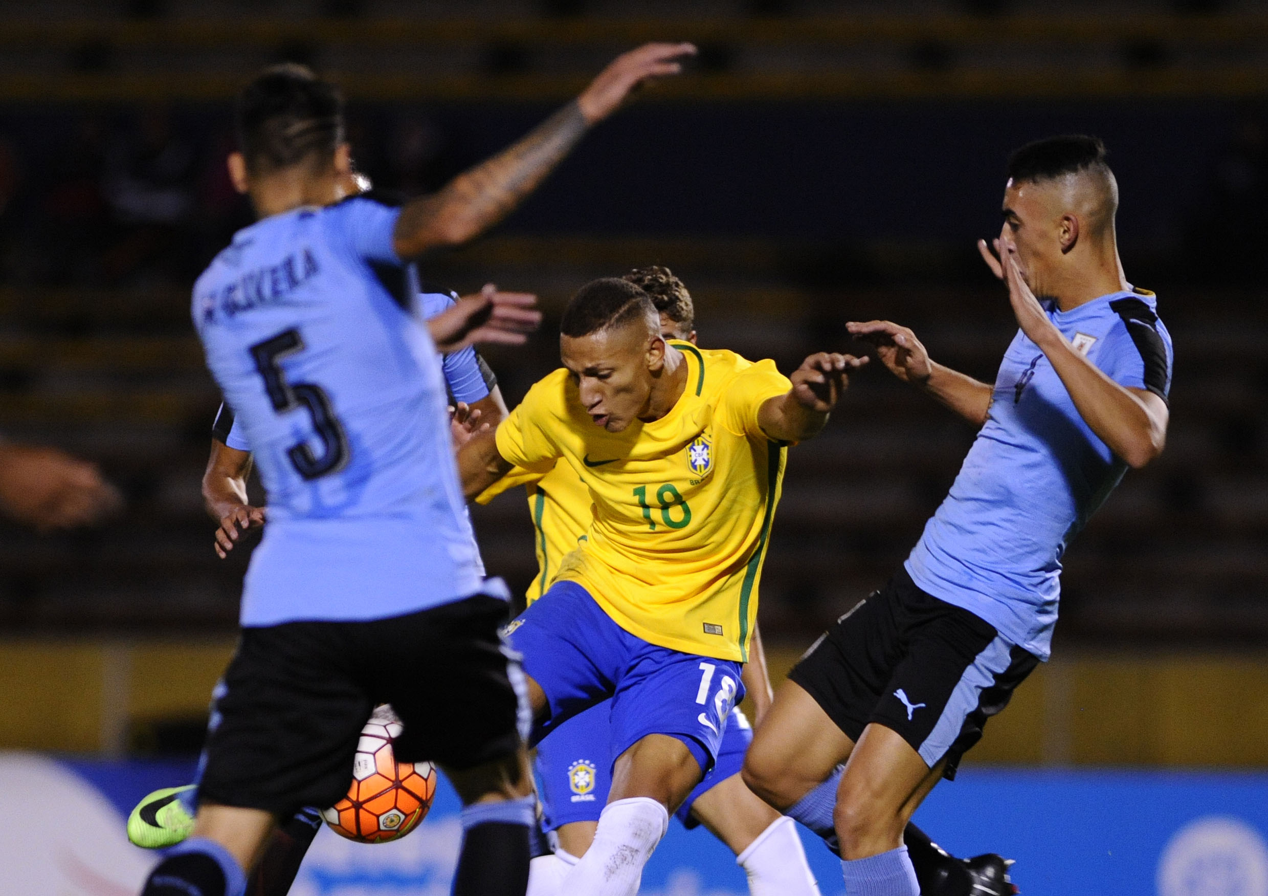 Comenzó el Torneo Sudamericano sub-20 de Fútbol Playa - Uruguay 2017 