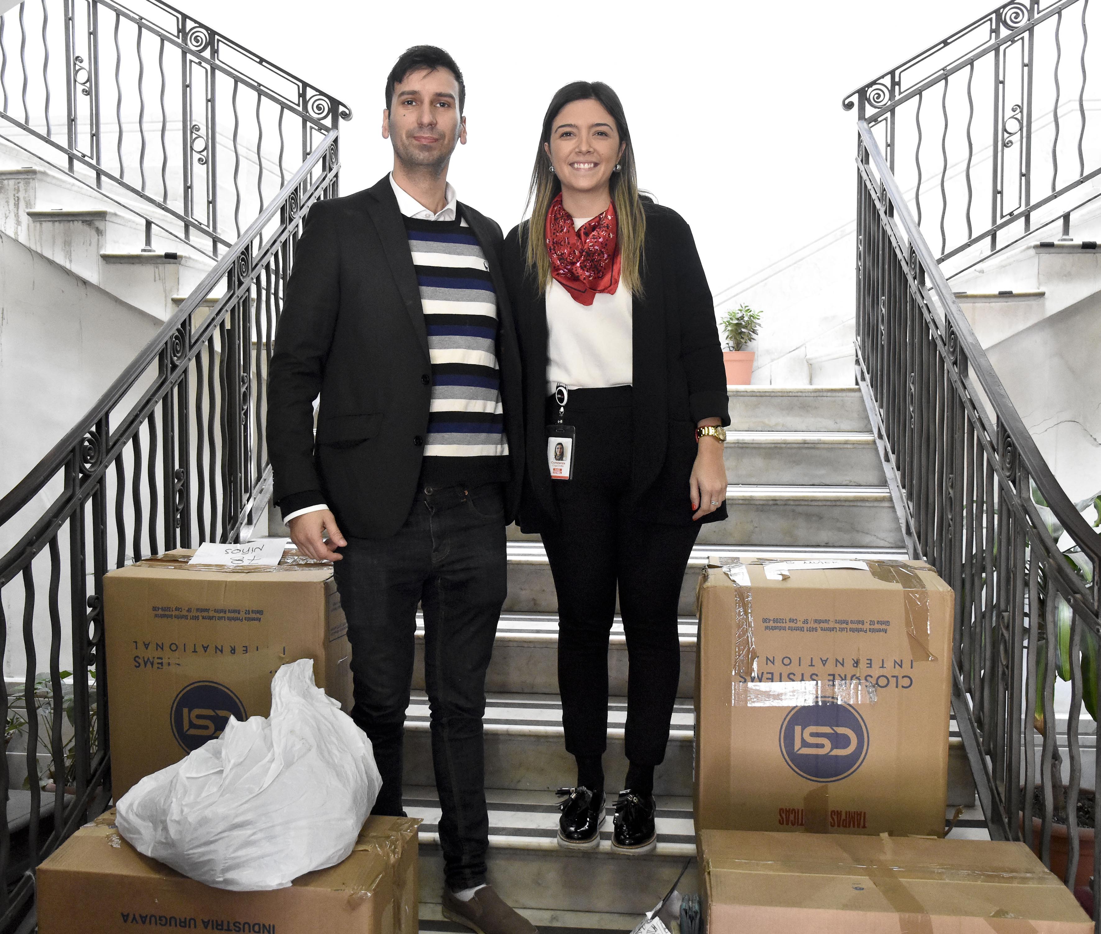 Regalemos Sonrisas”: una iniciativa solidaria de Coca-Cola FEMSA Uruguay -  Teledoce.com